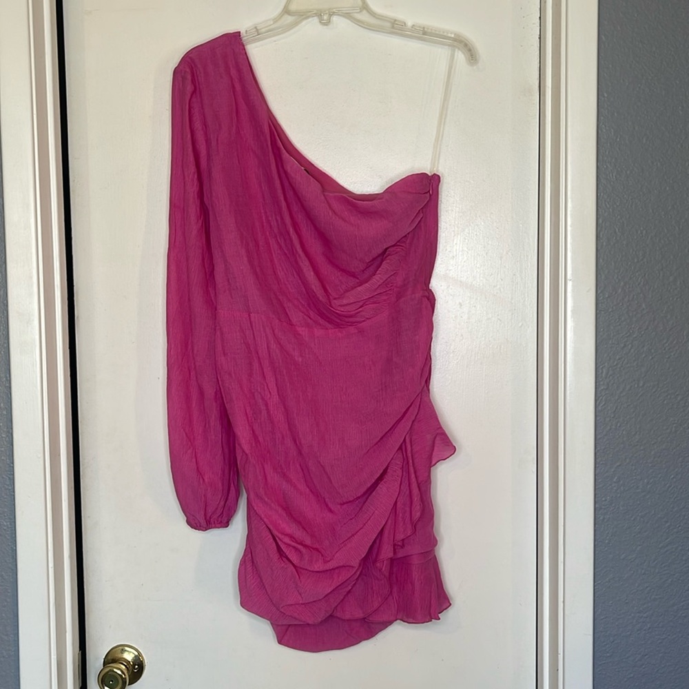 Show po. Pink mini dress one shoulder NWT